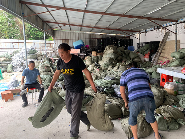 東莞回收鋰電池現(xiàn)場